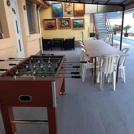 Galeria Vendeghaz Apartment