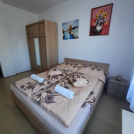 Galeria Vendeghaz Apartment
