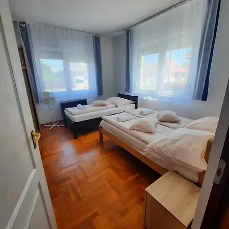 Galeria Vendeghaz 公寓 Hajdúszoboszló